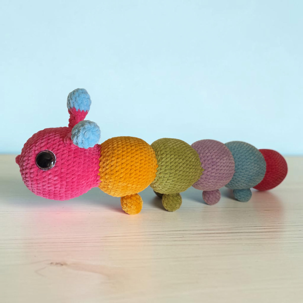 Crochet Camilla Caterpillar 01