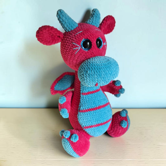 Dragão Rosa e Turquesa em croché