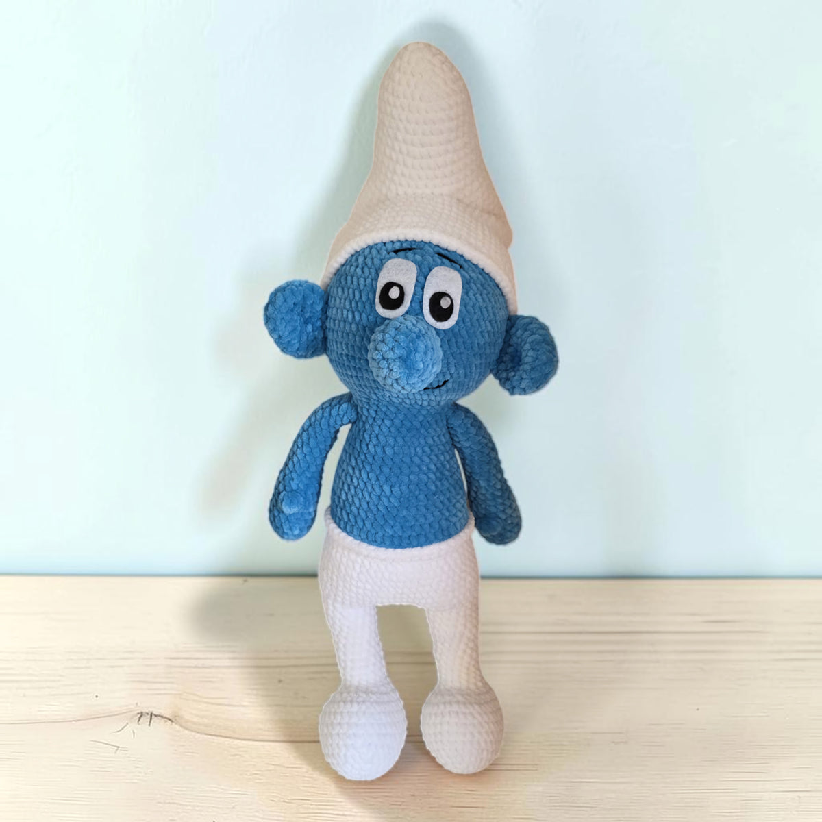 Duende Azul de Gorro Branco em croché