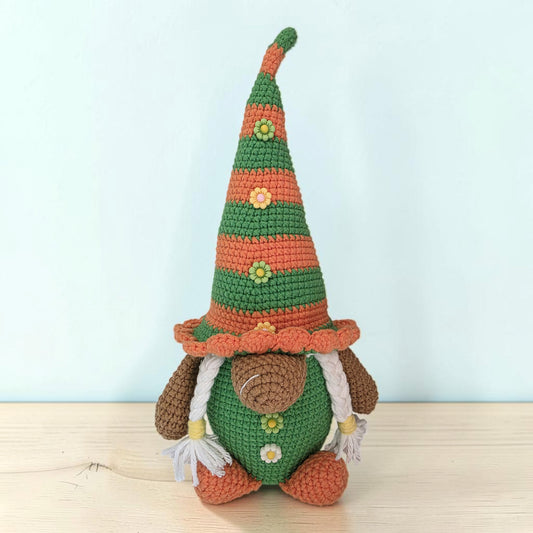 Gnomo Verde e Laranja em croché